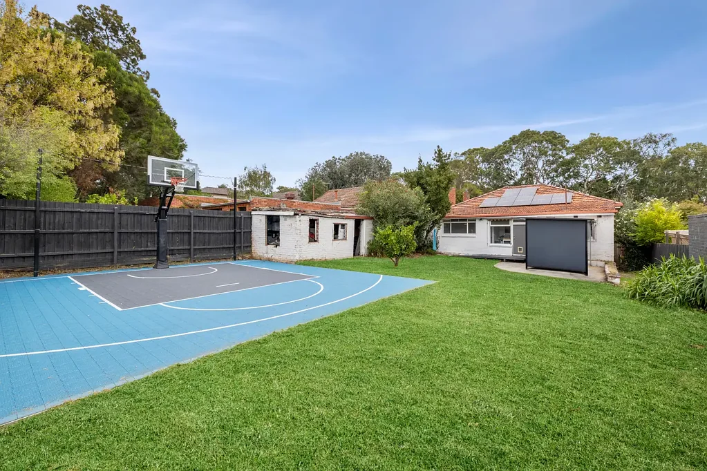 Glen Iris 4chambre Renovated Clinker Deco on Enormous Family Sized Allotment