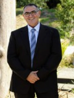 Manny Correia