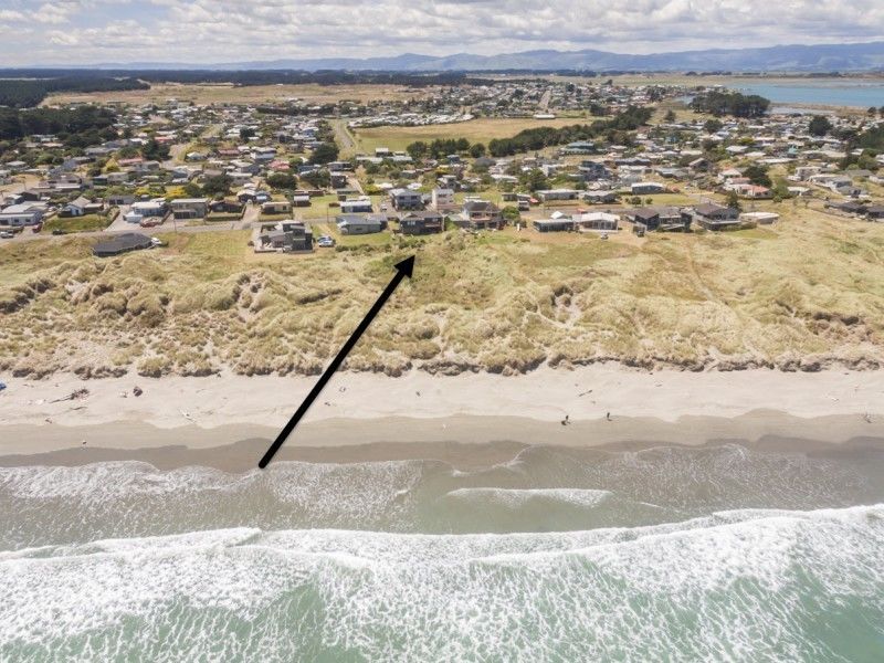 12 Marine Parade South, Foxton Beach, Horowhenua, 4 રૂમ, 0 બાથરૂમ