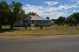 21 Thistle Street, Blackall
