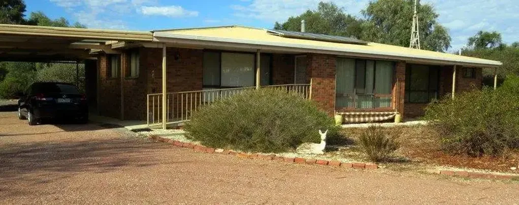 1 Rutherford Street, Charlton, VIC 3525
