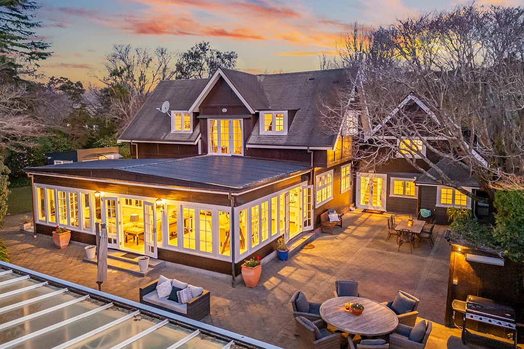Heretaunga 6ਬੈੱਡਰੂਮ Silverdale - Timeless Elegance, Modern Luxury