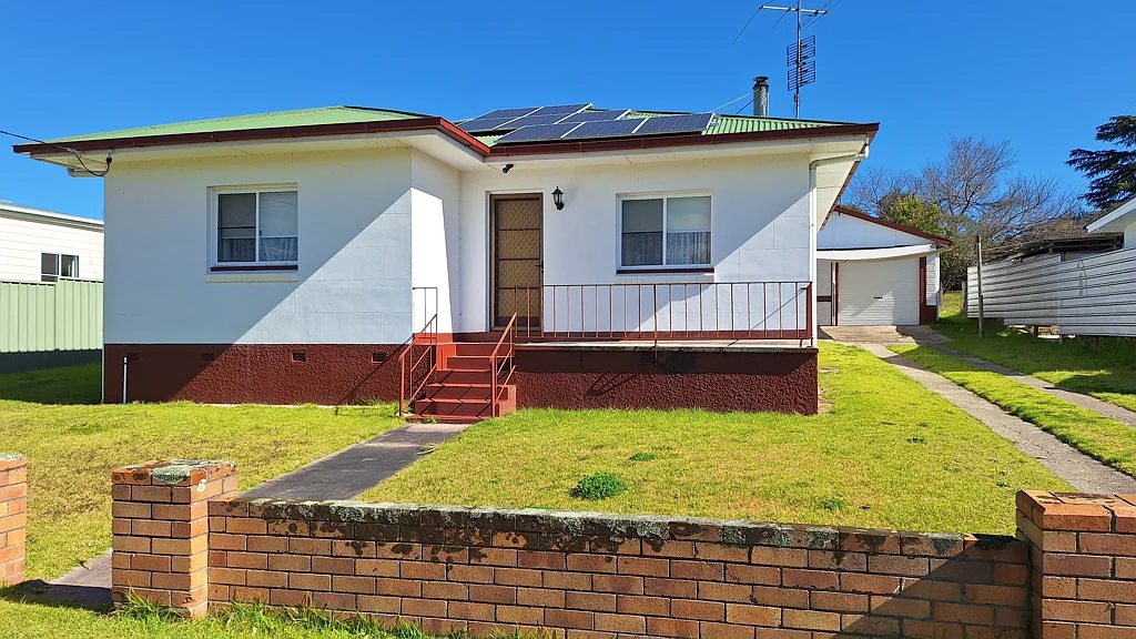 30 Denham St, Stanthorpe, QLD 4380