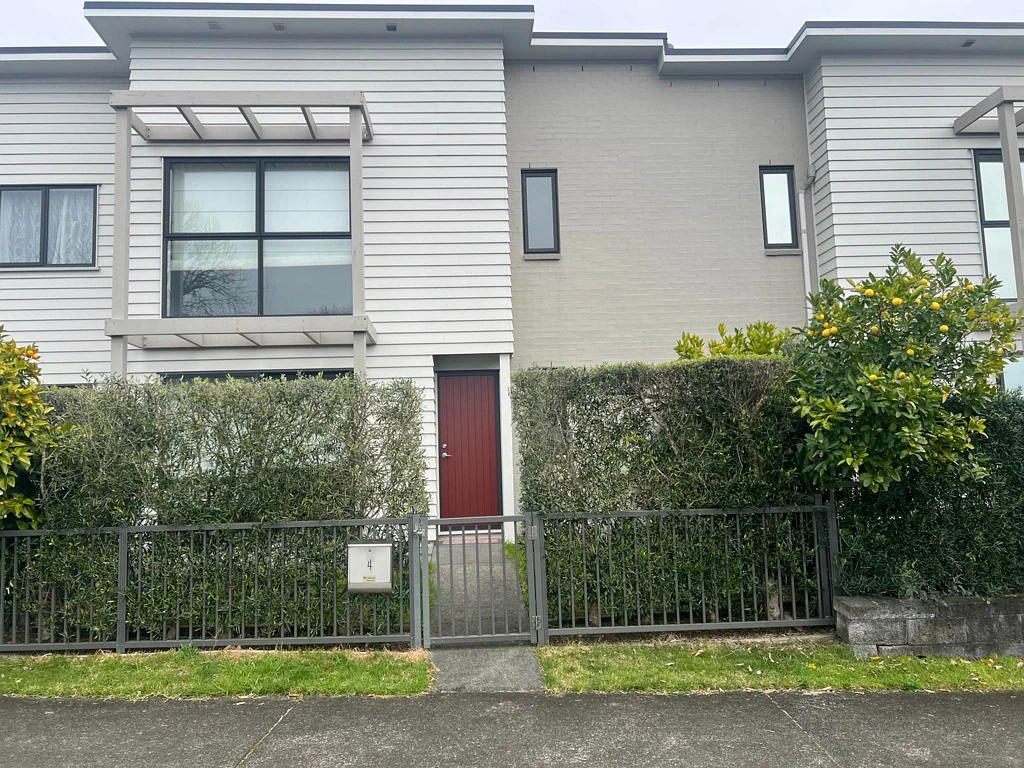 3 Bedrooms in Whenuapai