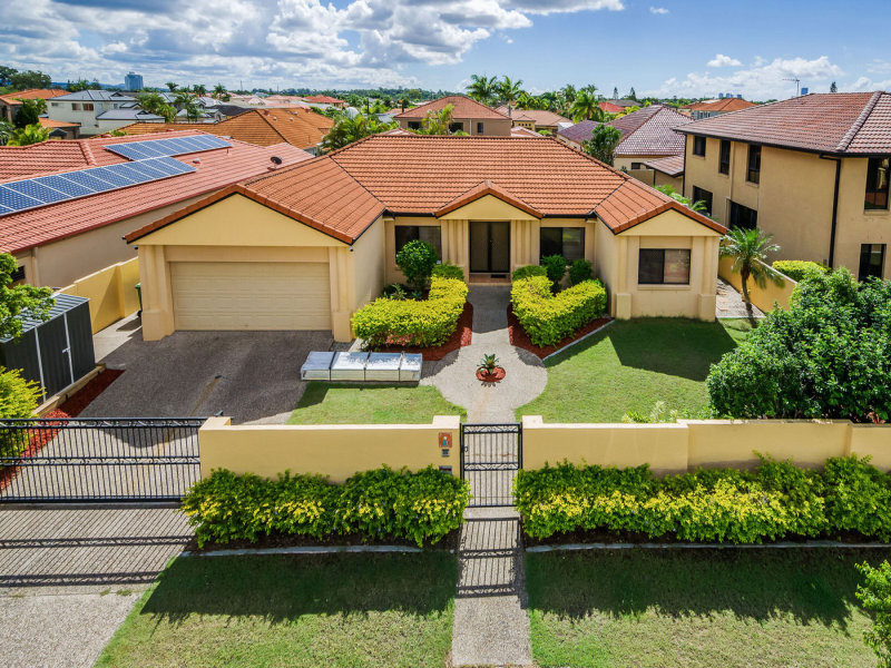 11 JAEGER WAY, BENOWA QLD 4217, 0 chambres, 0 salles de bain, House