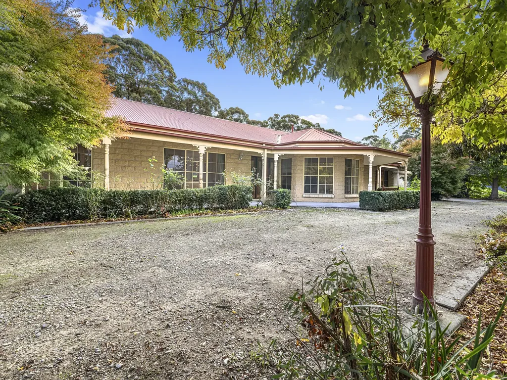 Foster 4 Slaapkamer Rare Opportunity in Prime Foster Location