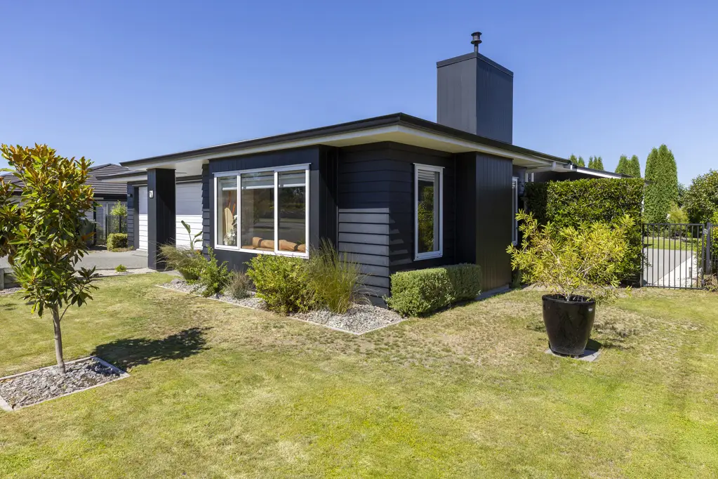 Nukuhau 3 Bedroom Modern comfort, effortless style