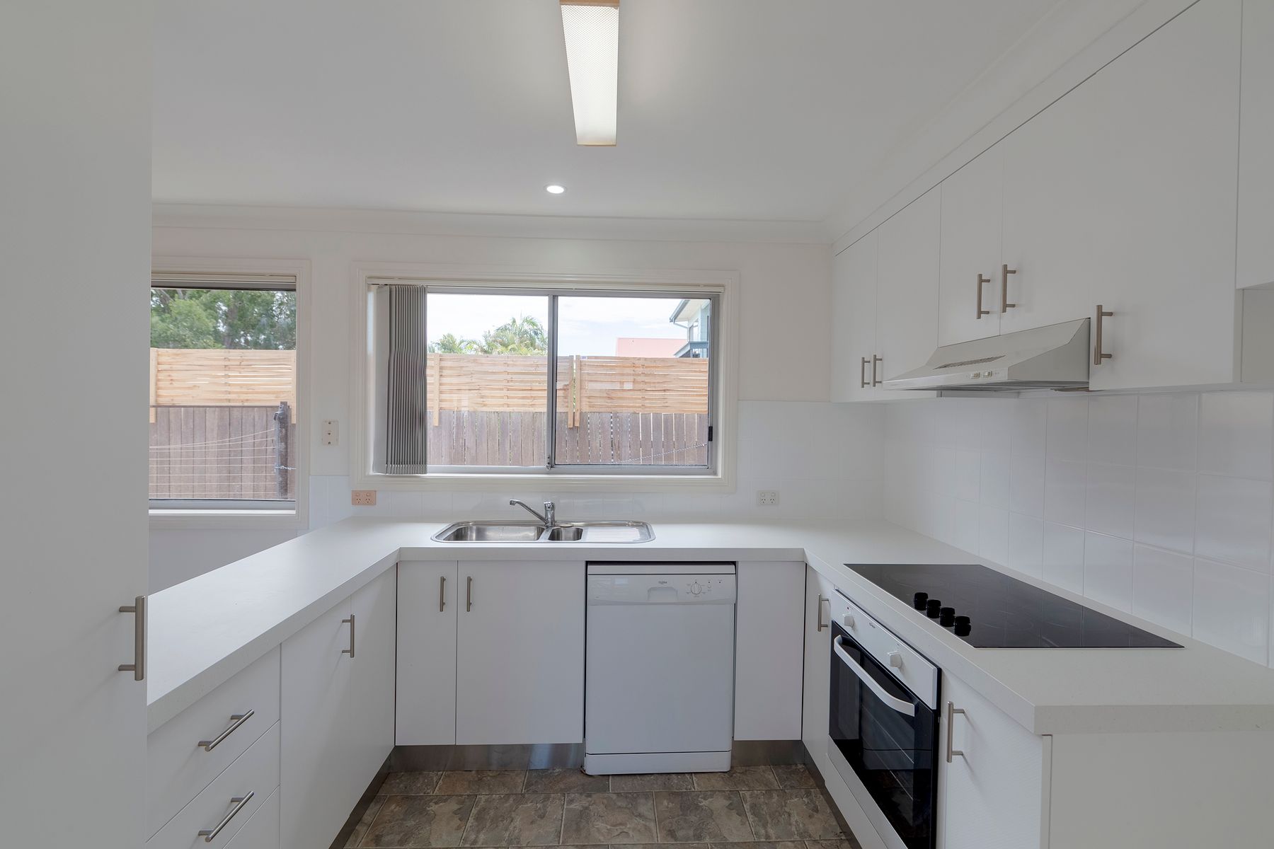 UNIT 3 8-9 YOUNG ST, NORAH HEAD NSW 2263, 0房, 0浴, Townhouse