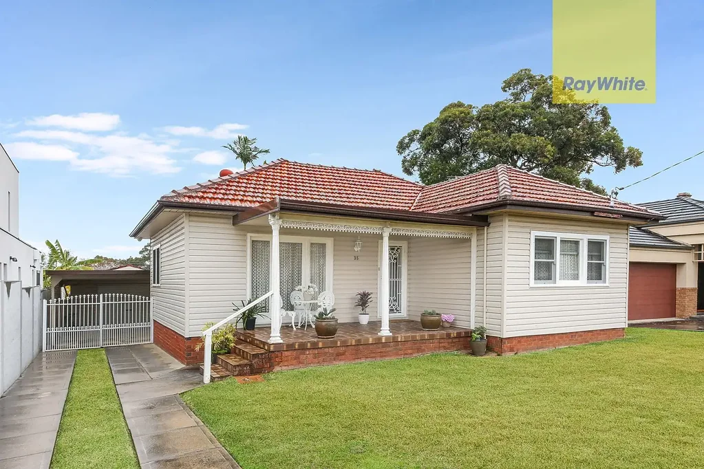 35 Glenn Avenue, Northmead, NSW 2152