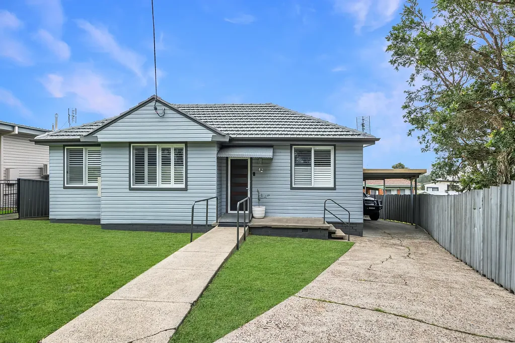 32 Conmurra Circuit, Shortland, NSW 2307