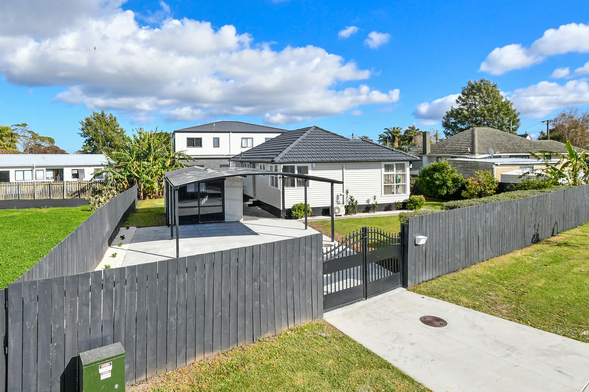 Mangere East 3房  THE WORK IS DONE!!! SIMPLY MOVE IN & ENJOY