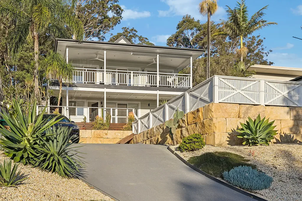 Saratoga 4ห้องนอน Coastal elegance in Saratoga awaiting your family