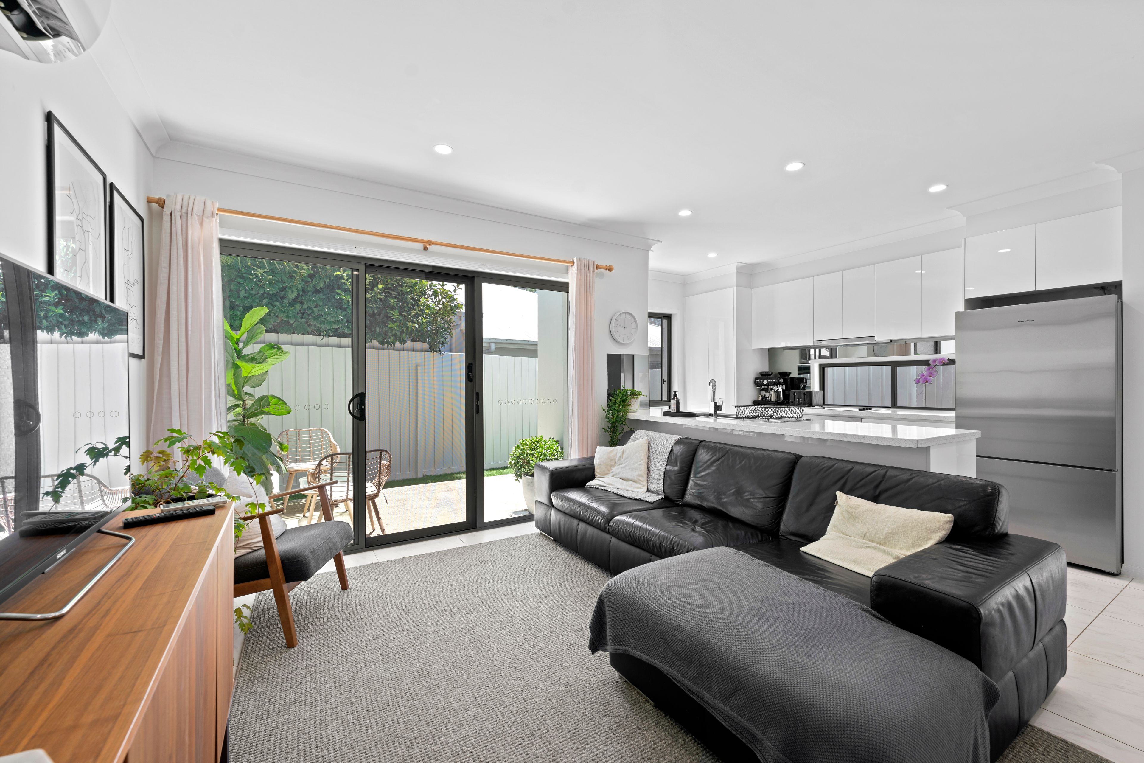 UNIT 2 12 SAPPHIRE PL, ELANORA QLD 4221, 0 침실, 0 욕실, Townhouse