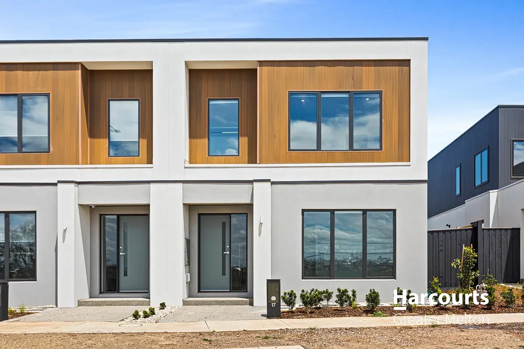 Modern Family Living in the Heart of Aintree