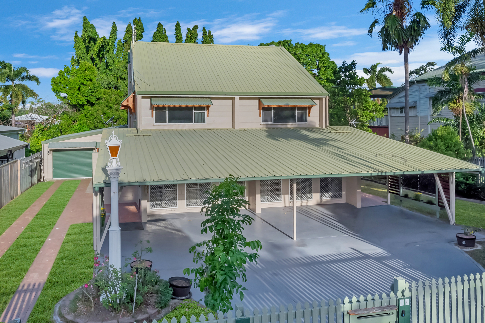 11 BELL ST, SOUTH TOWNSVILLE QLD 4810, 0房, 0浴, House