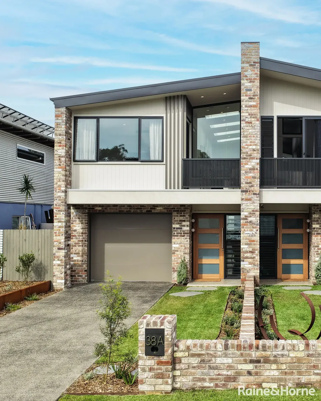 Brand New Luxury Beachside Duplex - Just 150m to Narrawallee Beach
