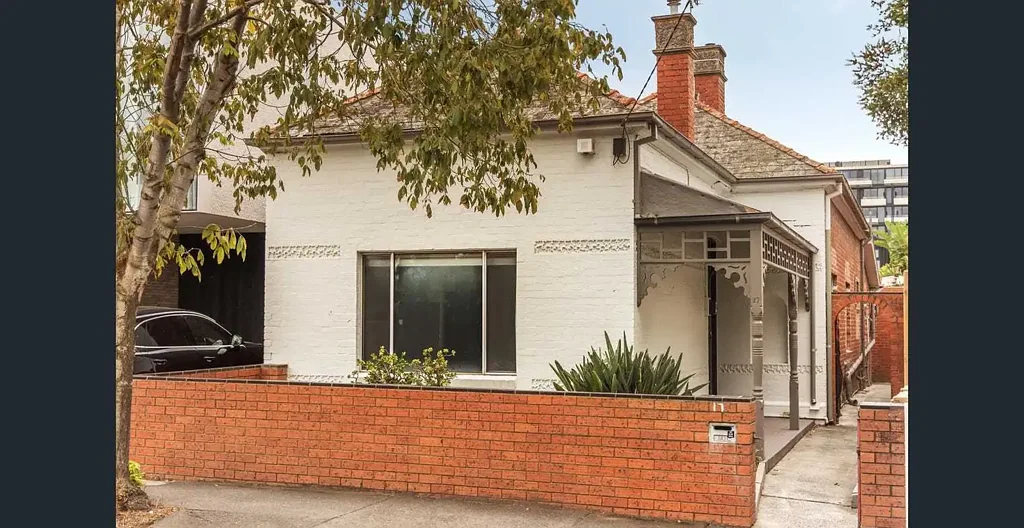17 Green Street, Windsor, VIC 3181, 2 Bedrooms, 1 Bathrooms, House
