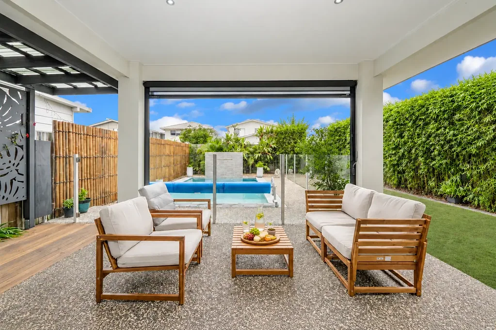Thornlands 4Kwarto Modern Cul-de-Sac Living with Solar-Heated Pool & Smart Technology