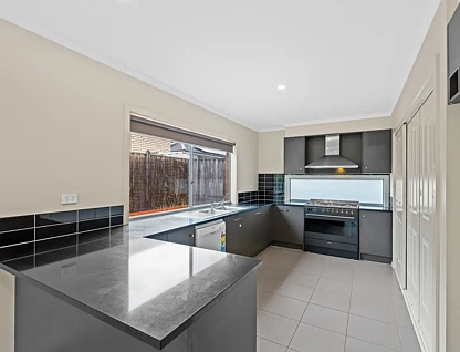 9 Elysian Place, Cranbourne West, South East Melbourne, 4 ਕਮਰੇ, 2 ਬਾਥਰੂਮ, House