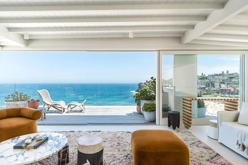 Bronte 4 Bedroom Benchmark Addition To Bronte Embracing Sparkling Beach Vista