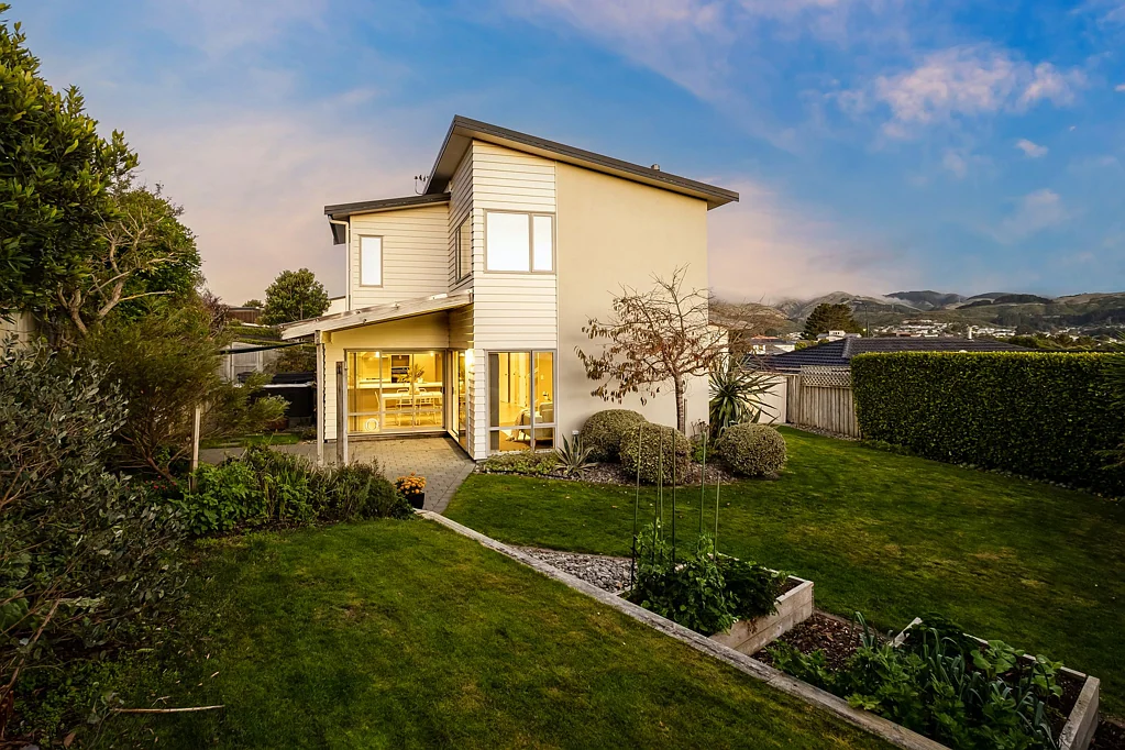 Aotea 3ห้องนอน Family Favourite with 4-Bedroom Flexibility