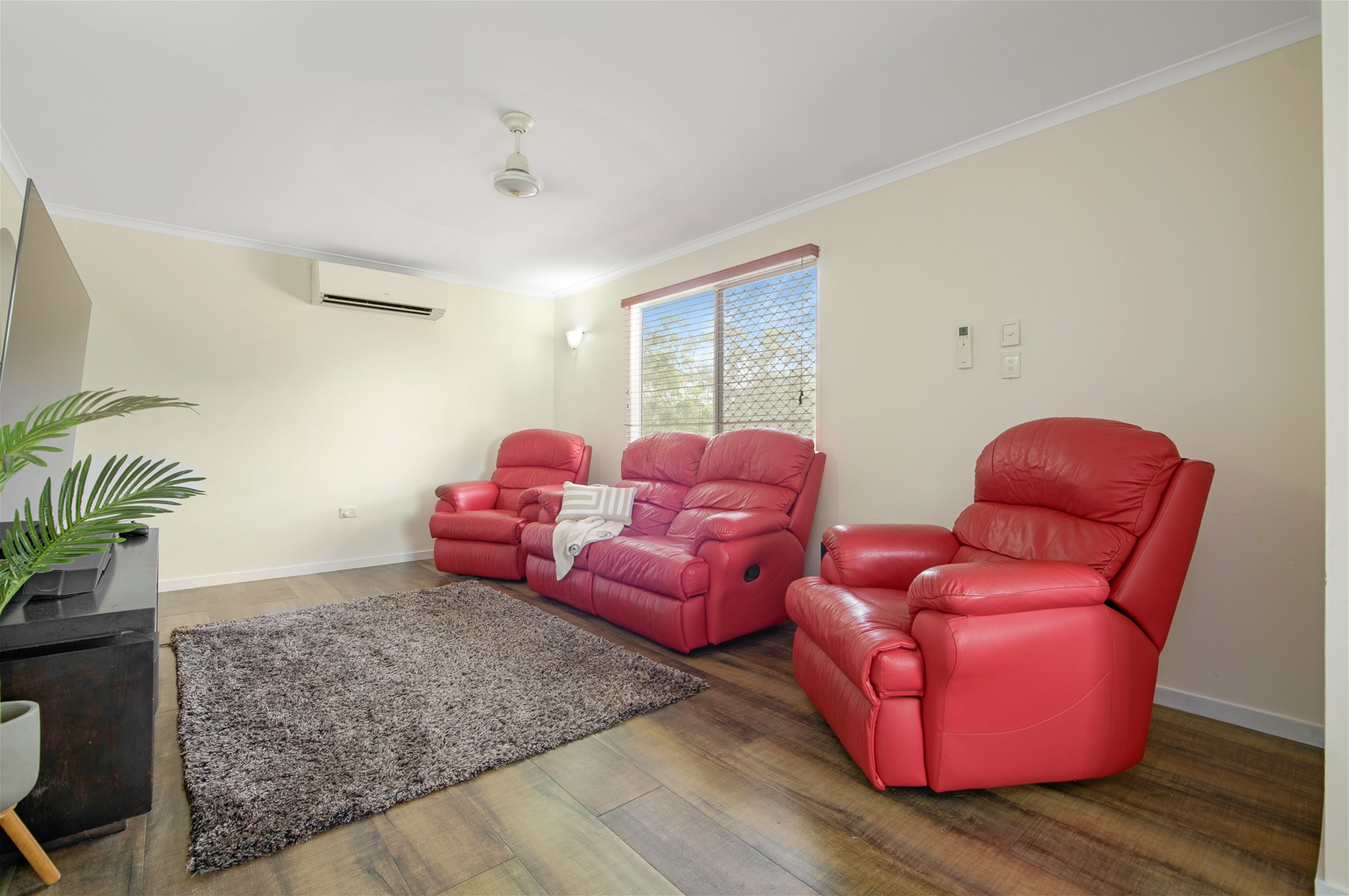 15 TUNA ST, TOOLOOA QLD 4680, 0 Bedrooms, 0 Bathrooms, House