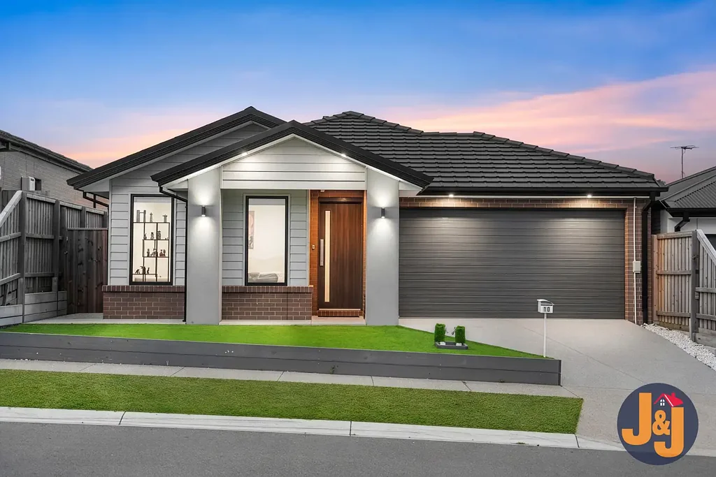 Beveridge 4房  Modern Family Living with Outstanding Future Potential