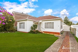 44 Glenview Avenue, Revesby