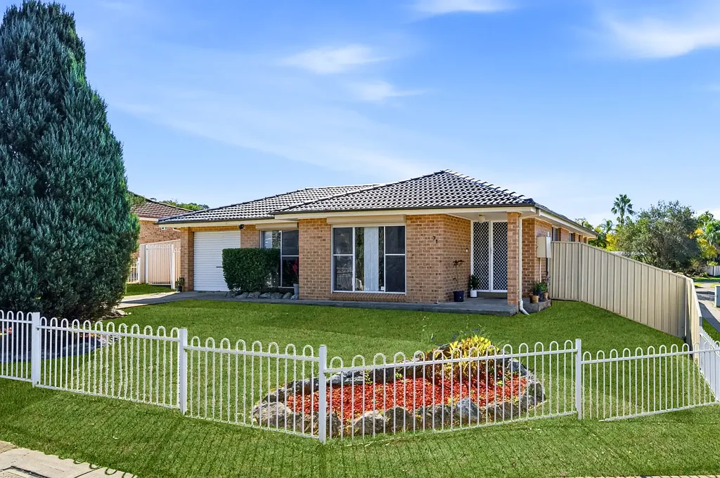 Rosemeadow 3chambre STUNNING THREE BEDROOM HOME ON A GREAT CORNER BLOCK!