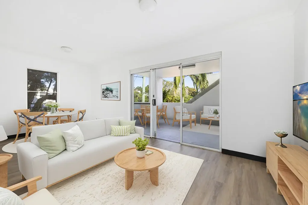 Large one bedroom unit with covered Terrace & Carspace**1st Open Inspection Thursday from 5-5.15pm**