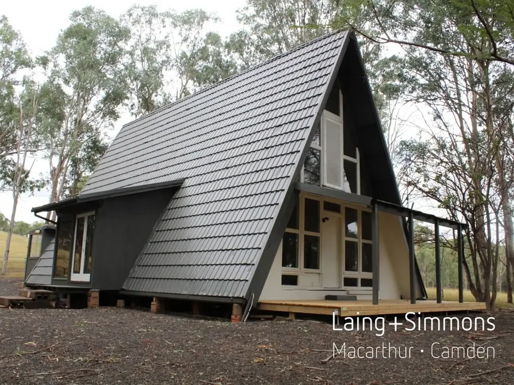 Home Among The Gum Trees ~ 21 Acres to Enjoy