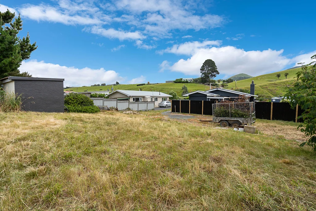 Ocean View  Choice Section By the Beach!