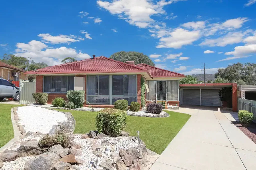 11 Holmes Court, Wodonga, VIC 3690