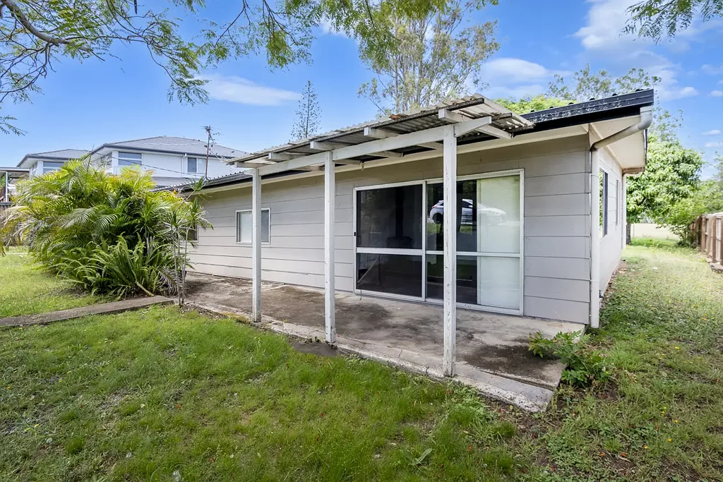 18 Hinchinbrook Avenue, Bethania, QLD 4205
