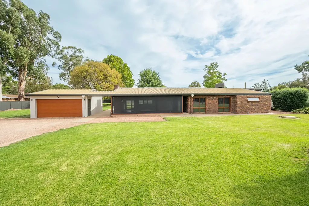 Tatura 4 Bedroom All the work is done!