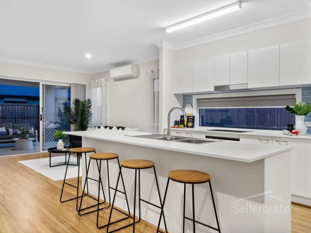 Yarrabilba 4房 Bella Homes精筑 新建品质 开放式厨餐区 步入式食品储藏室 主卧静谧 低维护庭院 Yarrabilba便捷生活 Contemporary Family Living in the Heart of Yarrabilba