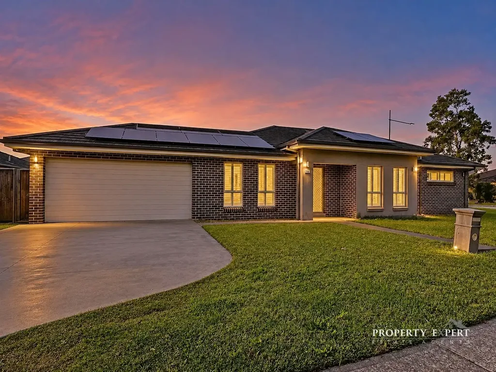 House Address - 136 Riverbank Dr, The Ponds NSW  For Lease