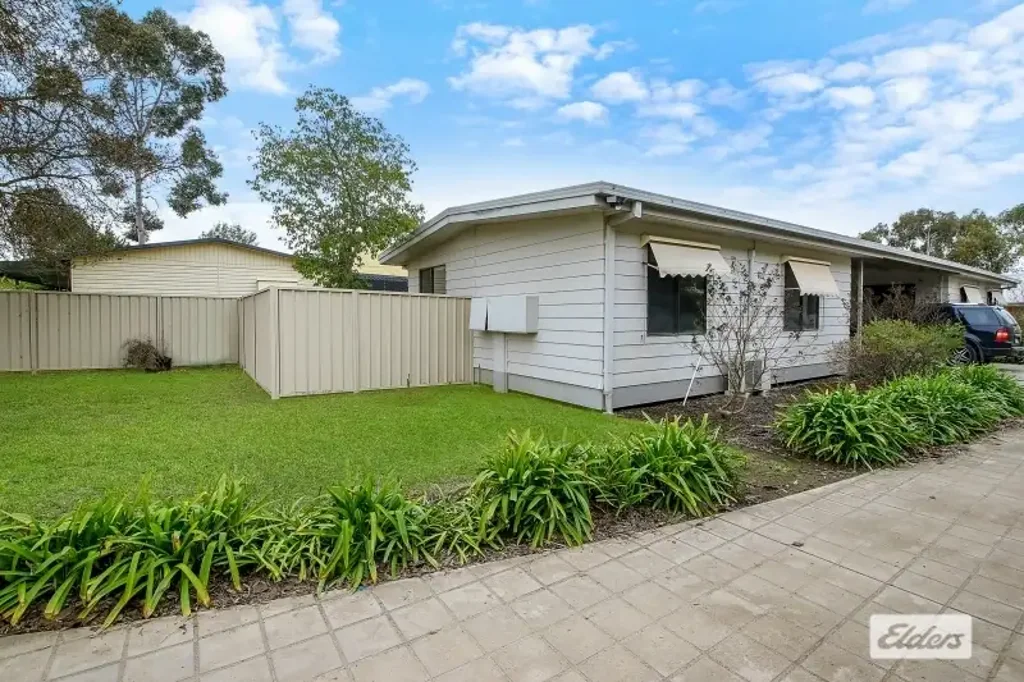 Howlong 2房  Front Unit. Low-Maintenance Living. Solid Opportunity.