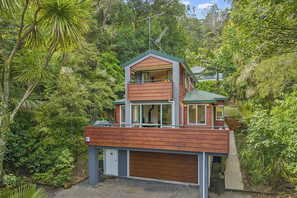 Titirangi 4બેડરૂમ Price Slashed, Get in Quick!