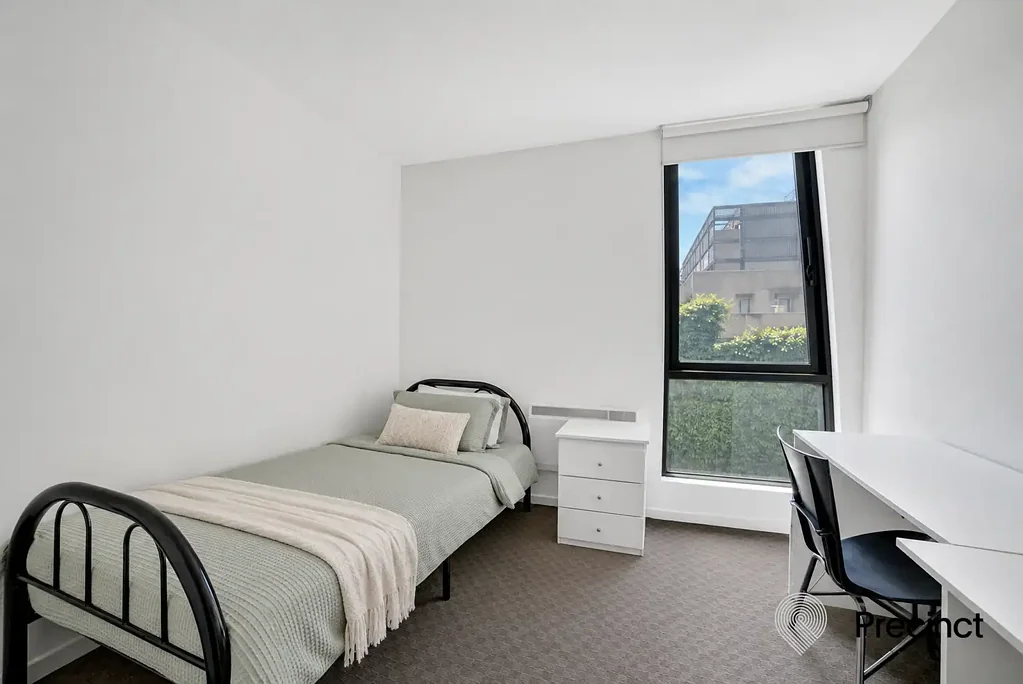 Well appointed furnished studio for students