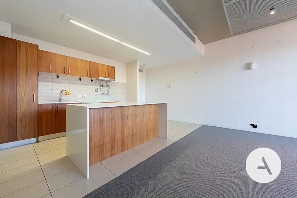 Stylish Inner-City Apartment in the Heart of Braddon – 321/24 Lonsdale St”