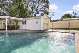 22 BLAKEMORE AVE, Kanahooka