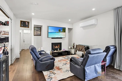 ਰਹਿਣ ਵਾਲਾ ਕਮਰਾ - 14 Meyer St, Donald, VIC 3480