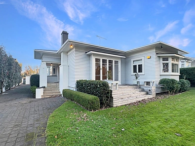SPACIOUS FAMILY BUNGALOW