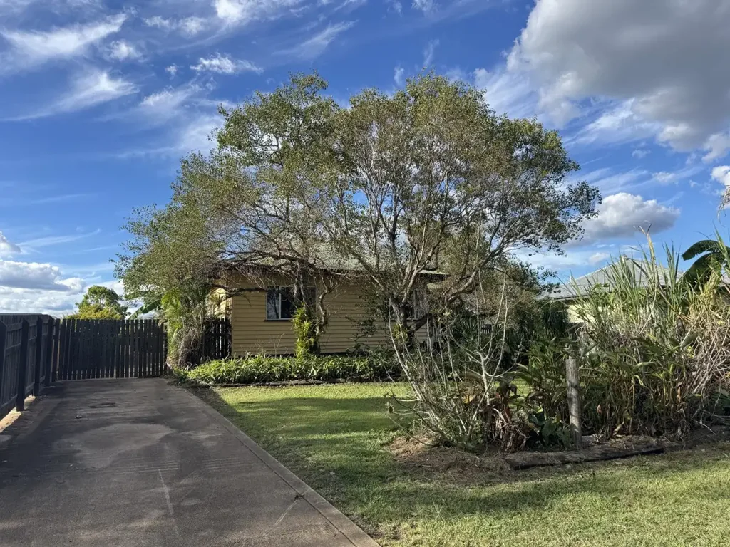 12 Archer Street, Monto, QLD 4630