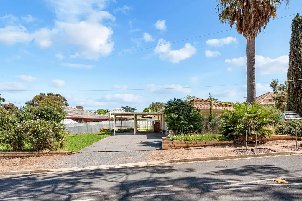 Reynella 4Kwarto Attention Renovators and Developers