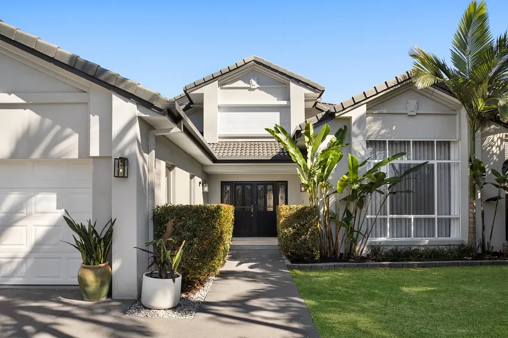 Surfers Paradise 5 Bedroom 19.1 Metres of Riverfront. Bridge Free. West Facing. Remarkably Private.