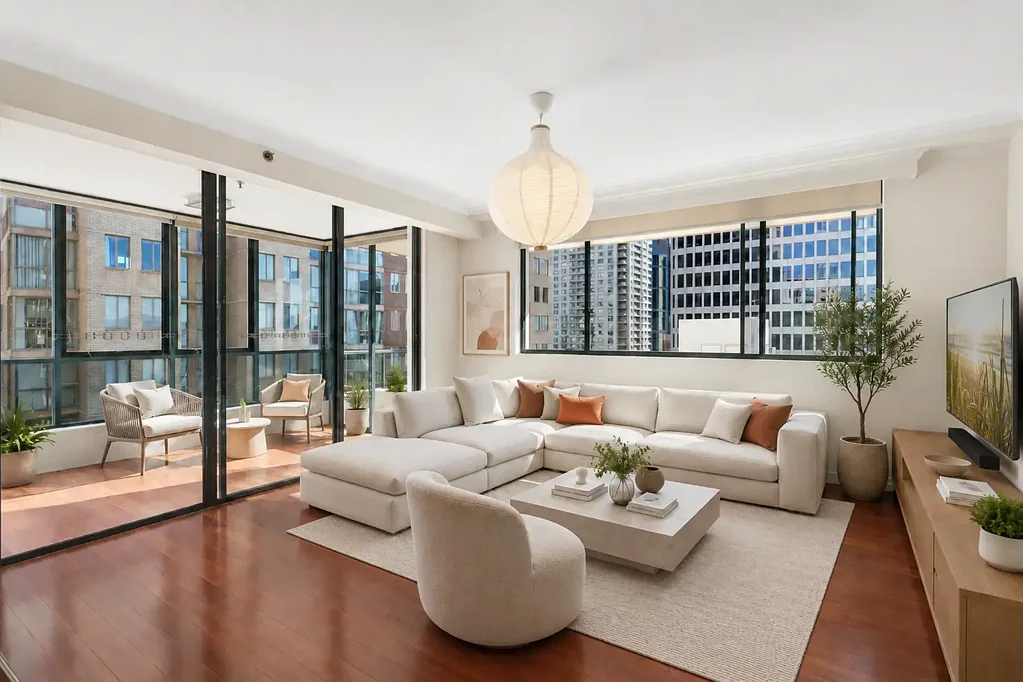 STUNNING CITY APARTMENT IN REGIS TOWERS | Unfurnished