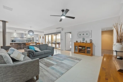18 Valiant Parade, Baldivis, WA 6171, 4房, 2浴, House