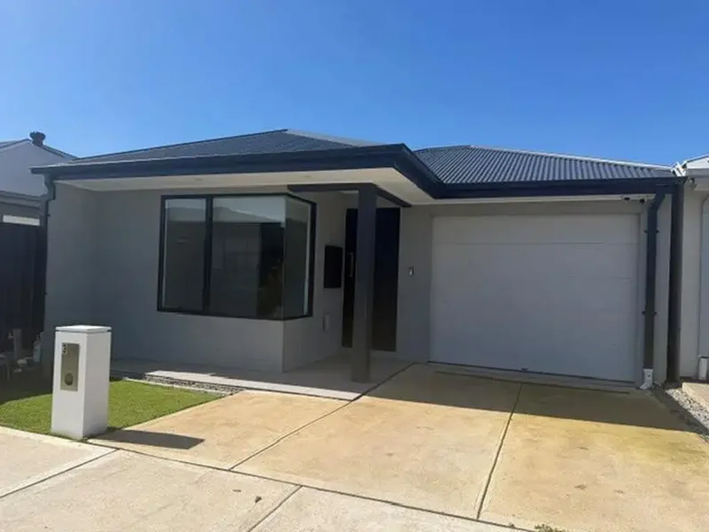 LOVELY 3 BEDROOM HOME